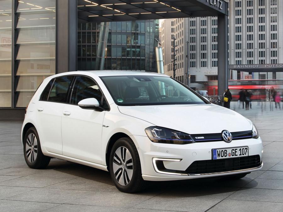 Volkswagen e-Golf 2013 года  (фото 9 из 24)